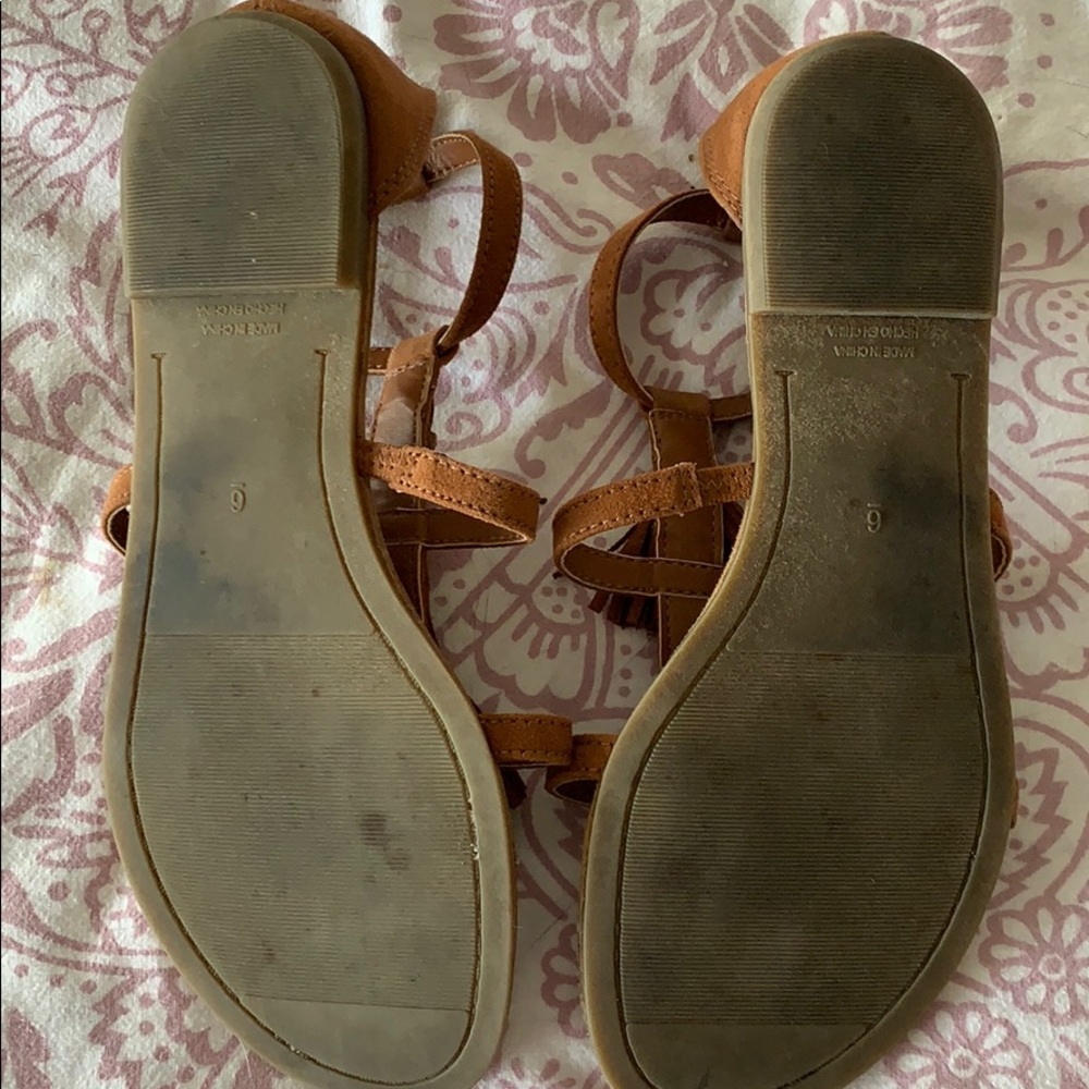 Sandals - Picture 3 of 4